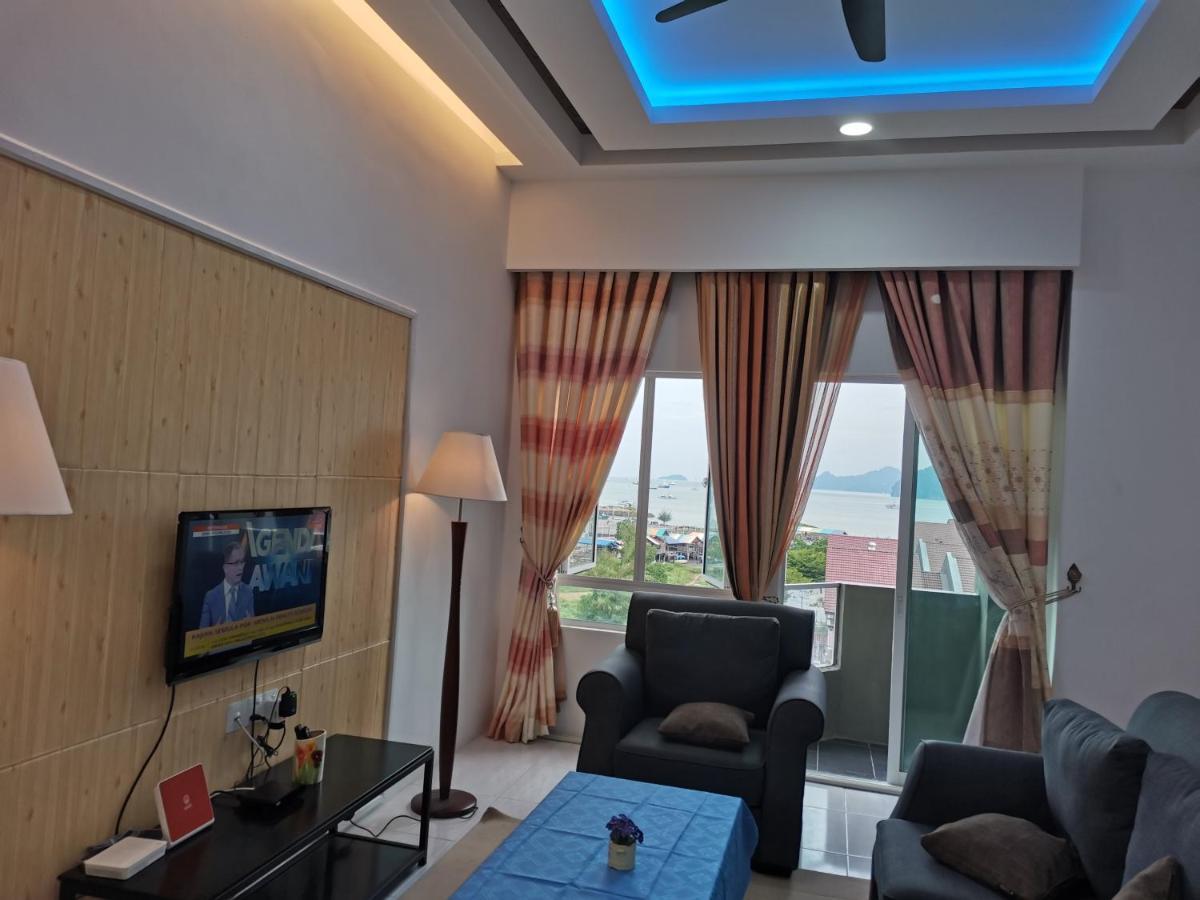 Cd Seaview Apartment Kuah Esterno foto