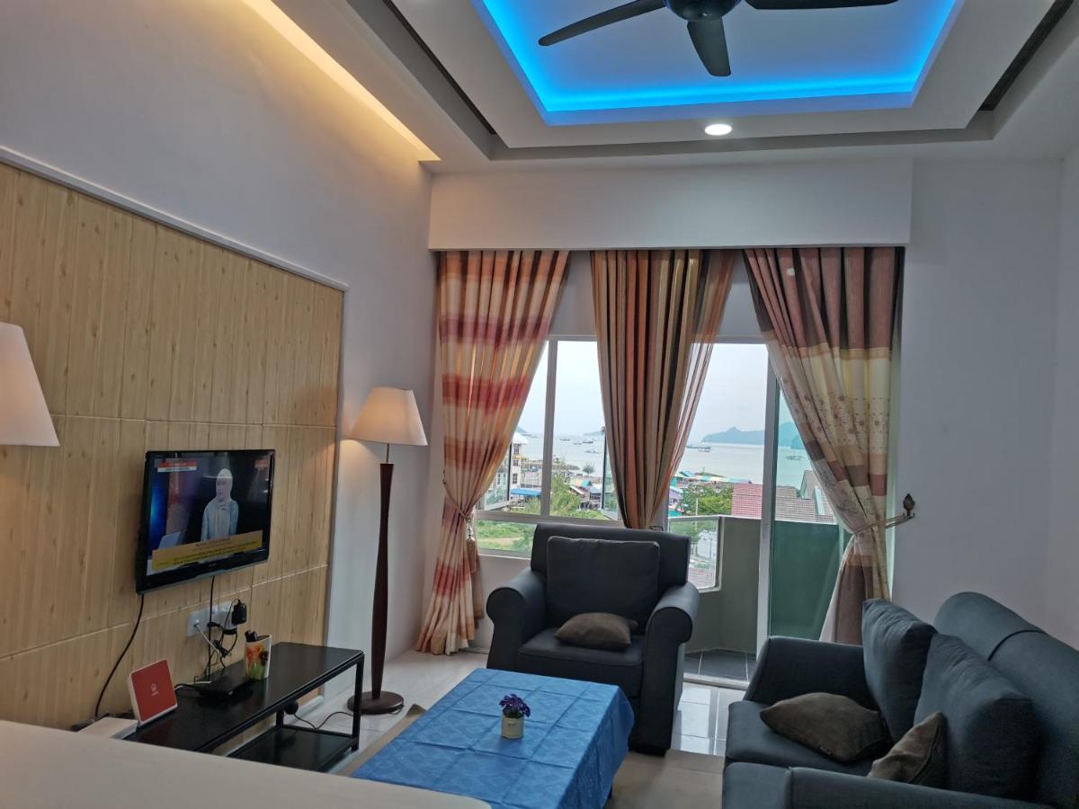 Cd Seaview Apartment Kuah Esterno foto